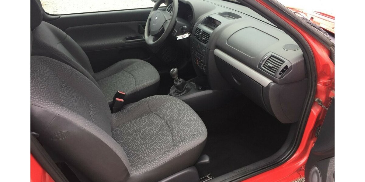 Renault Clio Campus YAHOO,8 Fach Bereift,Tüv Neu! 161.000 km 3.750 &euro; Himmelkron 95502