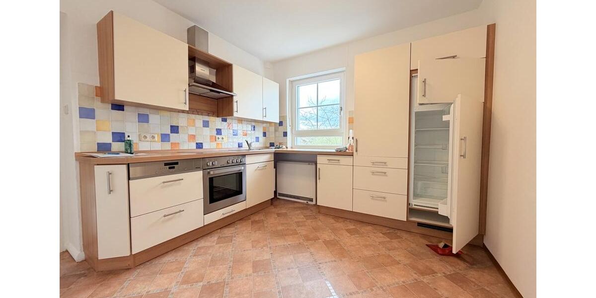 Etagenwohnung Eckersdorf - 3 Zimmer, 65 m&sup2;, 500&euro; | Angebot:26589427