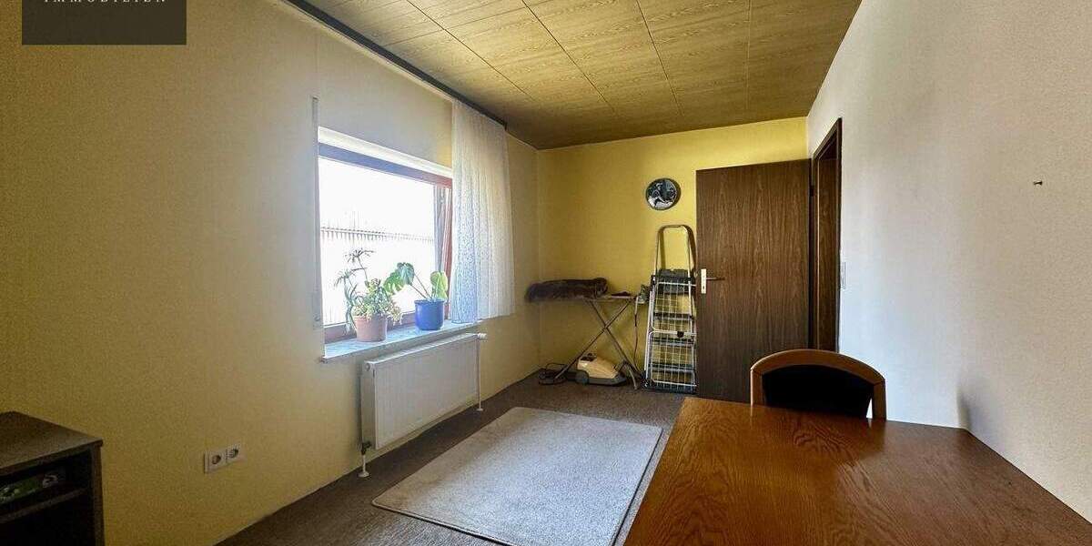 Einfamilienhaus Kulmbach / Katschenreuth Katschenreuth - 4 Zimmer, 105 m&sup2;, 175.000&euro; | Angebot:25877242