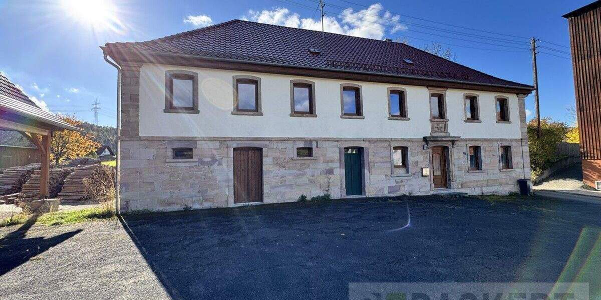 Einfamilienhaus Kulmbach / Lösau Lösau - 1 Zimmer, 260 m&sup2;, 349.000&euro; | Angebot:25669764