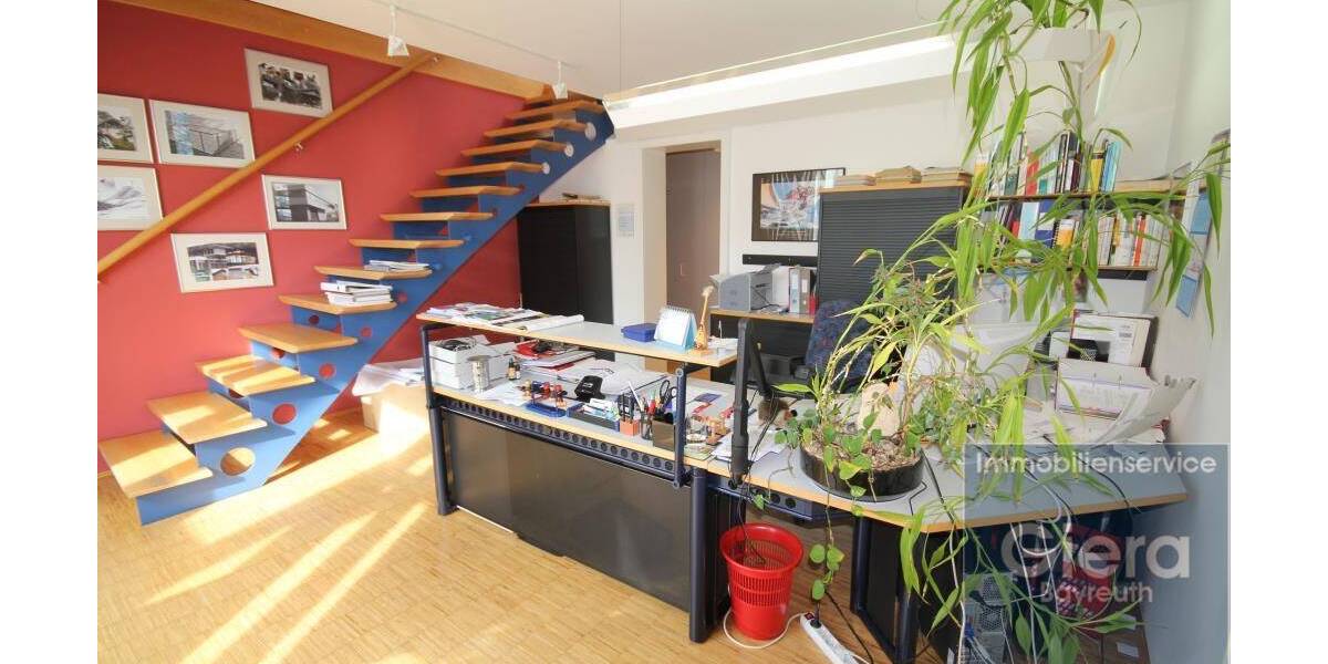 Gewerbeobjekt Warmensteinach - 5 Zimmer, 135 m&sup2;, 945&euro; | Angebot:25725807
