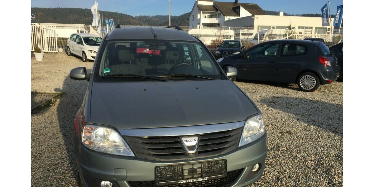 Dacia Logan MCV,Laureate 1.5 dCi,el.Fh,AHK,Tüv Neu! 174.000 km 4.200 &euro; Himmelkron 95502