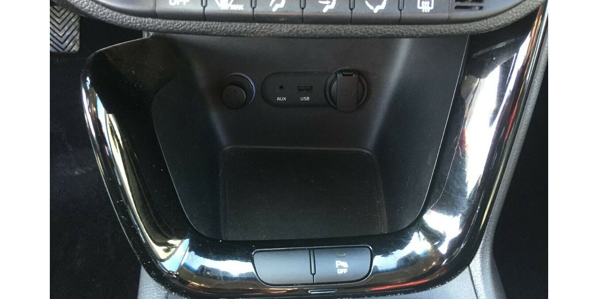 Kia ceed Edition, Temp,Klimaaut., Sitzheiz.usw.! 138.000 km 6.500 &euro; Himmelkron 95502