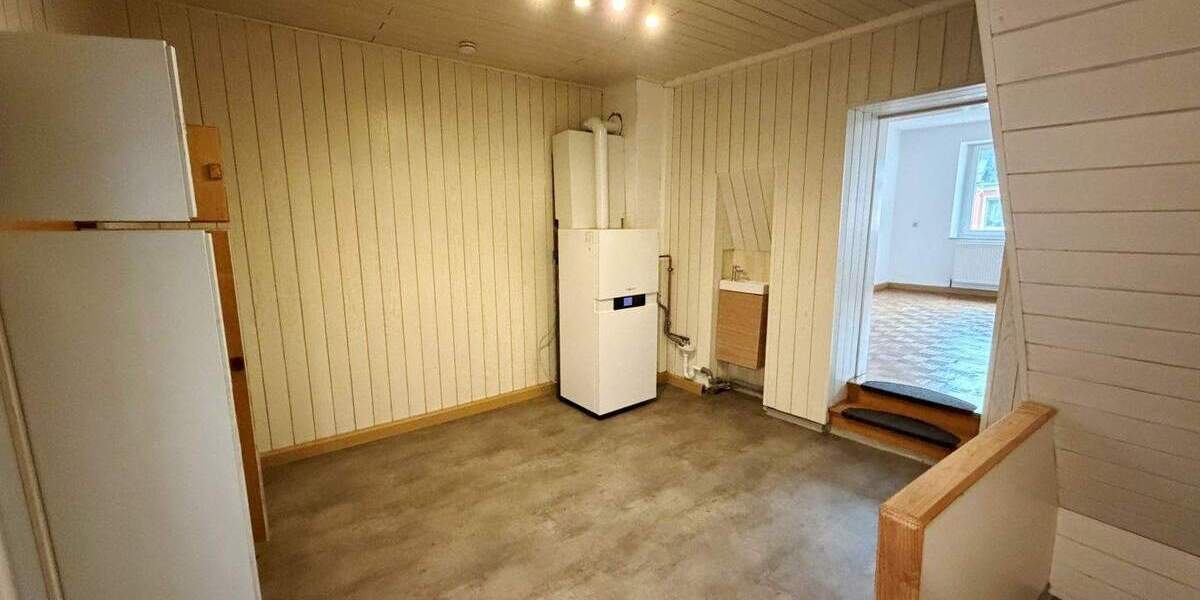 Reihenmittelhaus Bad Weißenstadt Weißenstadt - 4 Zimmer, 133 m&sup2;, 119.000&euro; | Angebot:25725921