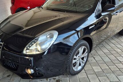 Alfa Romeo Giulietta 58.000 km 9.200 &euro; Bad Berneck im Fichtelgebirge 95460