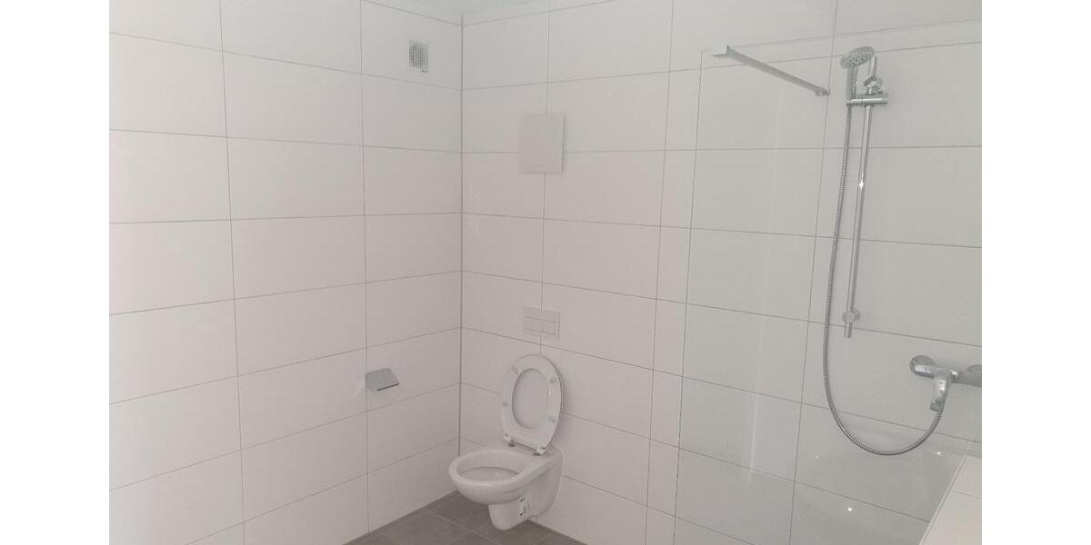 Erdgeschoßwohnung Kemnath - 2 Zimmer, 67 m&sup2;, 900&euro; | Angebot:26000184