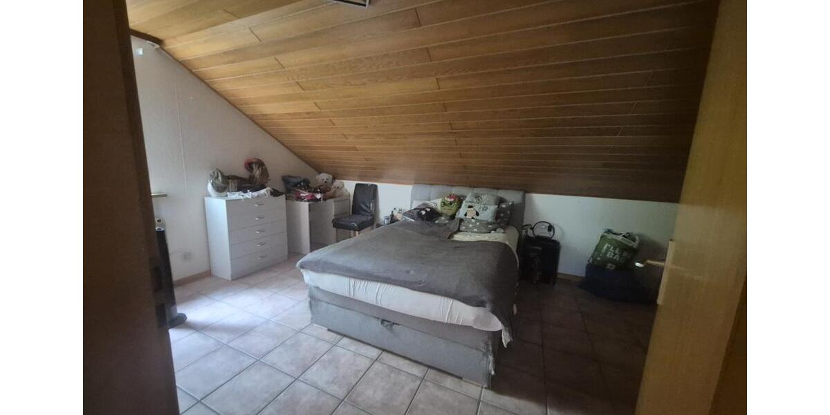Dachgeschoßwohnung Kulmbach Blaich - 2.5 Zimmer, 75 m&sup2;, 139.000&euro; | Angebot:26977851