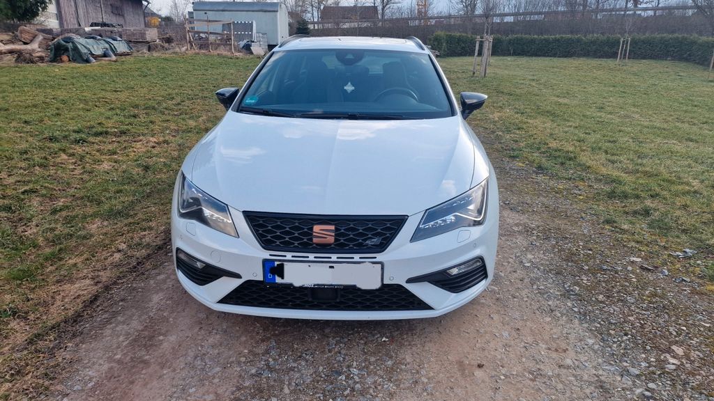Seat Leon 82.984 km 22.900 &euro; Kastl 95506