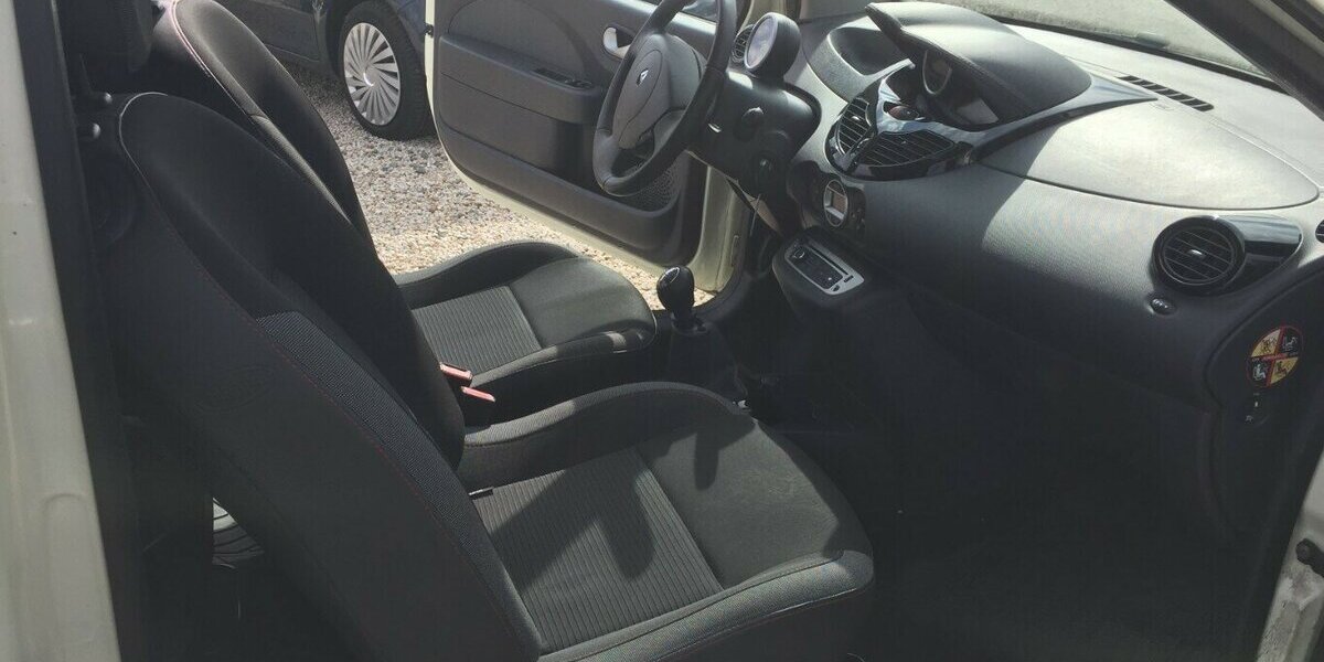 Renault Twingo Liberty,Klima,Alu,usw.! 128.000 km 4.500 &euro; Himmelkron 95502