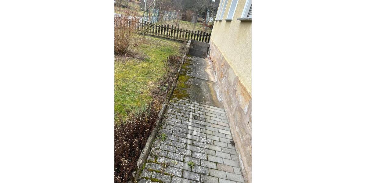 Einfamilienhaus Heinersreuth - 4 Zimmer, 120 m&sup2;, 180.000&euro; | Angebot:24919493