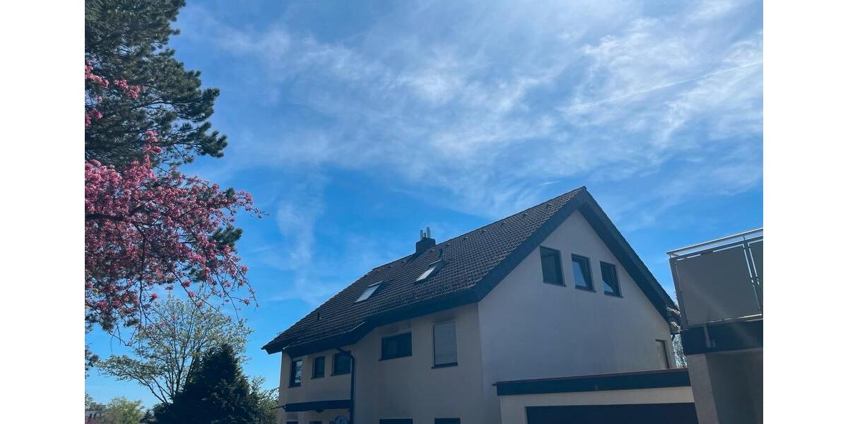 Dachgeschoßwohnung Bayreuth Meyernberg - 3 Zimmer, 89 m&sup2;, 1.030&euro; | Angebot:27544355