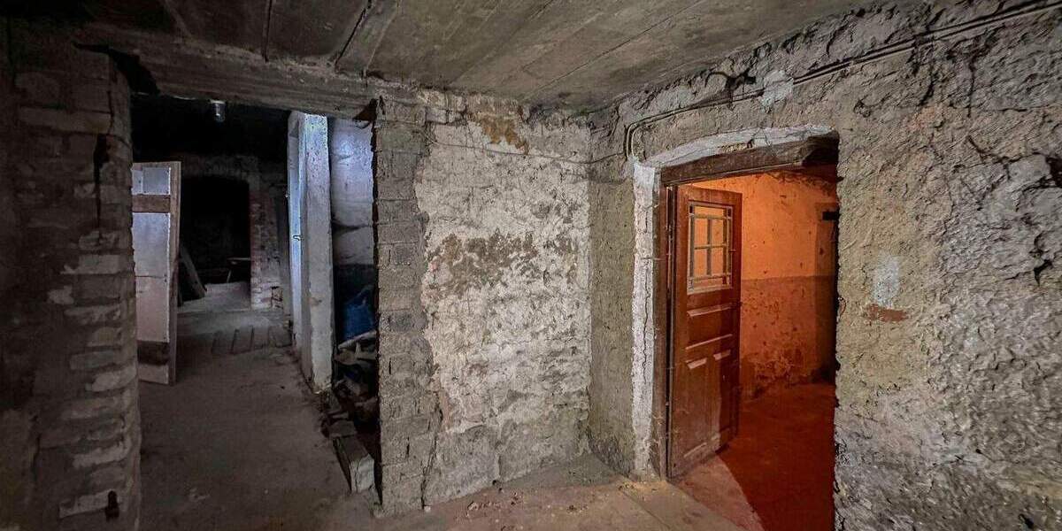 Mehrfamilienhaus, Wohnhaus Königsfeld - 1 Zimmer, 284 m&sup2;, 49.000&euro; | Angebot:25930755