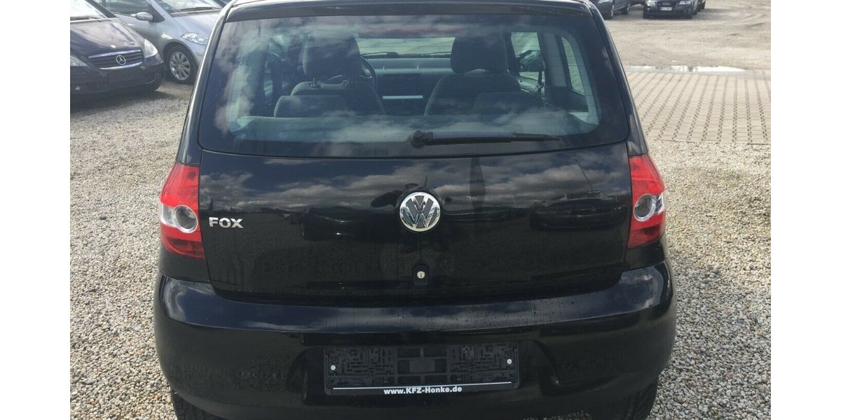 VW Fox Basis,Servol,Radio-CD,Tüv 01/28! 150.000 km 2.850 &euro; Himmelkron 95502