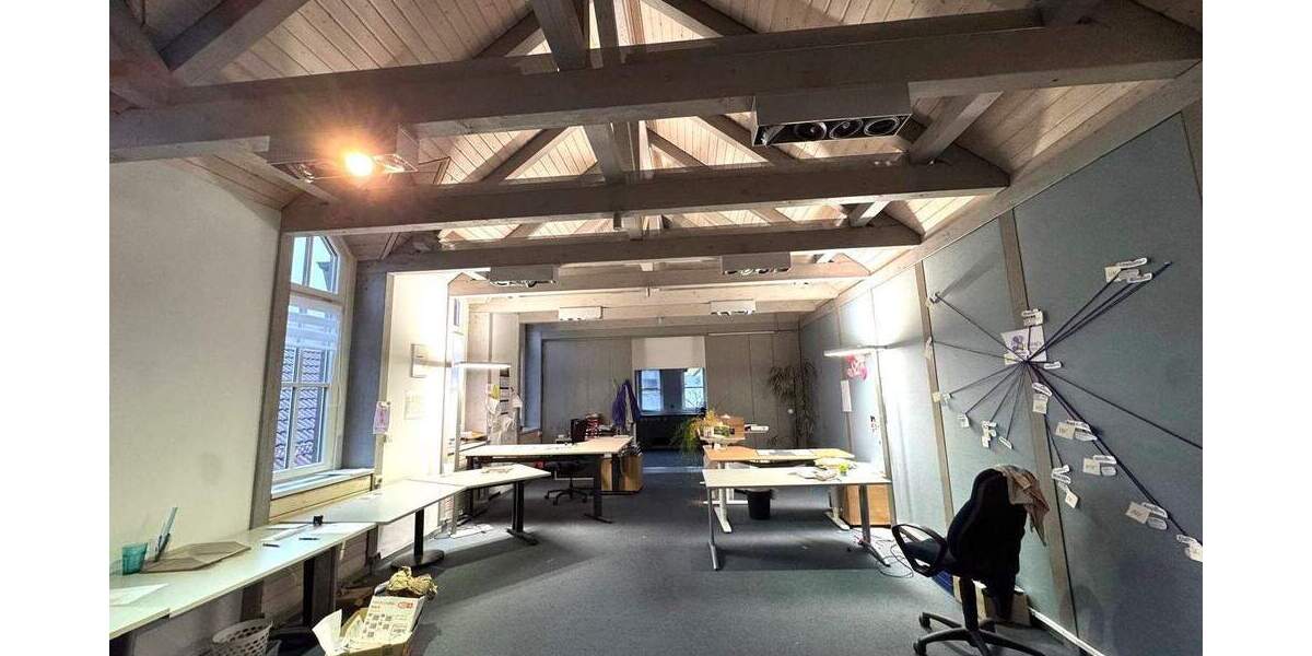 Gewerbeobjekt Bindlach - 8 Zimmer, 265 m&sup2;, 1.500&euro; | Angebot:25664523