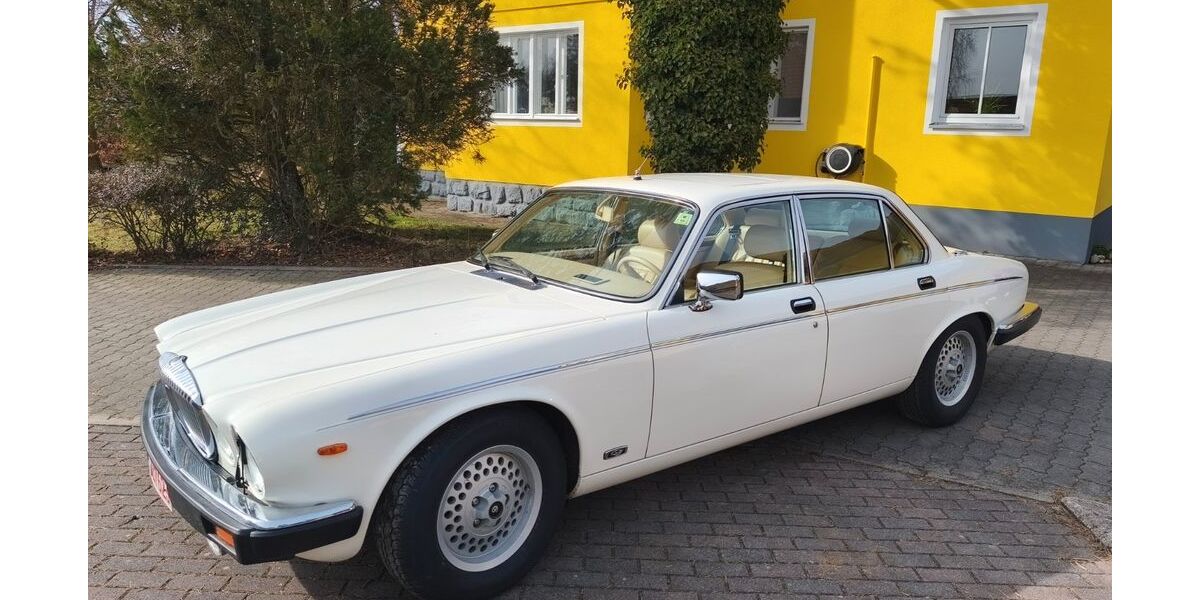 Jaguar XJ 45.000 km 21.900 &euro; Speichersdorf 95469