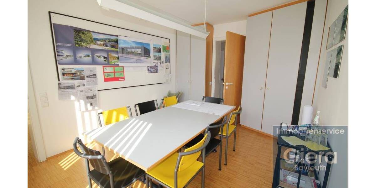 Gewerbeobjekt Warmensteinach - 5 Zimmer, 135 m&sup2;, 945&euro; | Angebot:25725807
