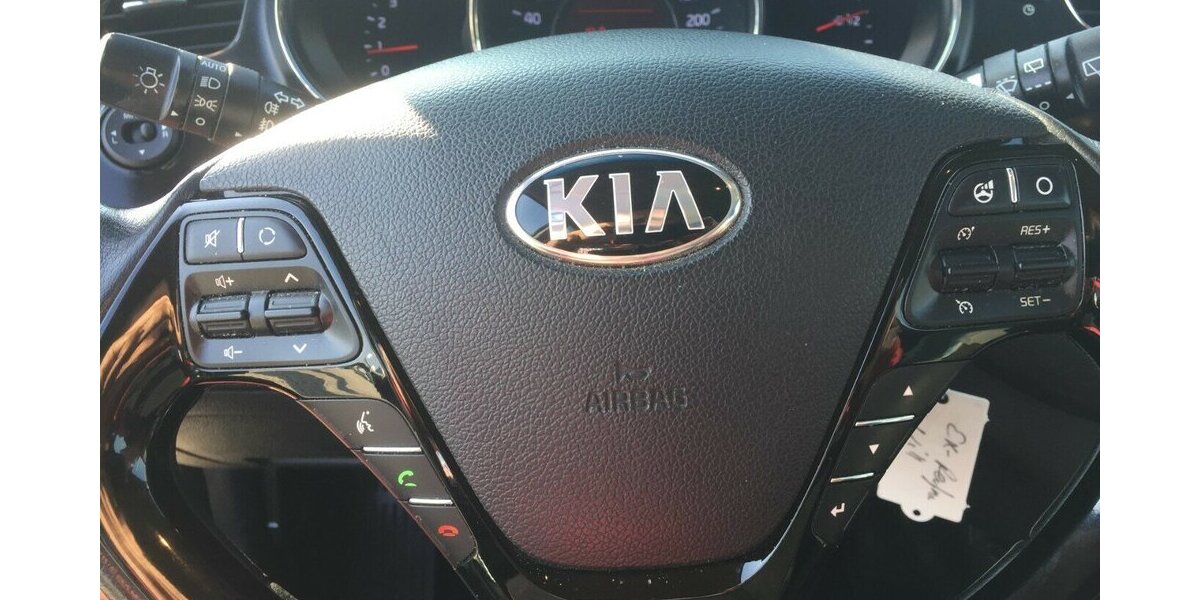 Kia ceed Edition, Temp,Klimaaut., Sitzheiz.usw.! 138.000 km 6.500 &euro; Himmelkron 95502