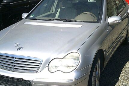 Mercedes-Benz C 200 175.000 km 990 &euro; Bad Berneck 95460