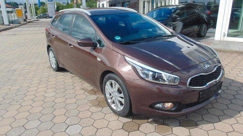 Kia ceed Sportswagon 172.400 km 8.350 &euro; Pegnitz 91257