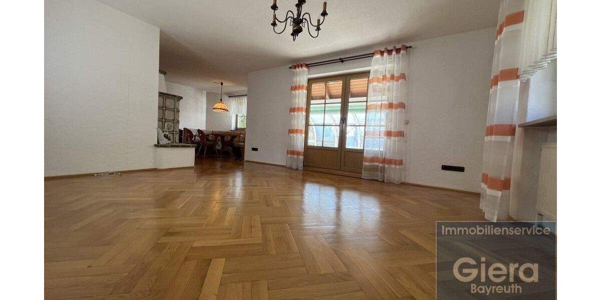 Einfamilienhaus Heinersreuth - 6 Zimmer, 220 m&sup2;, 592.000&euro; | Angebot:25726027