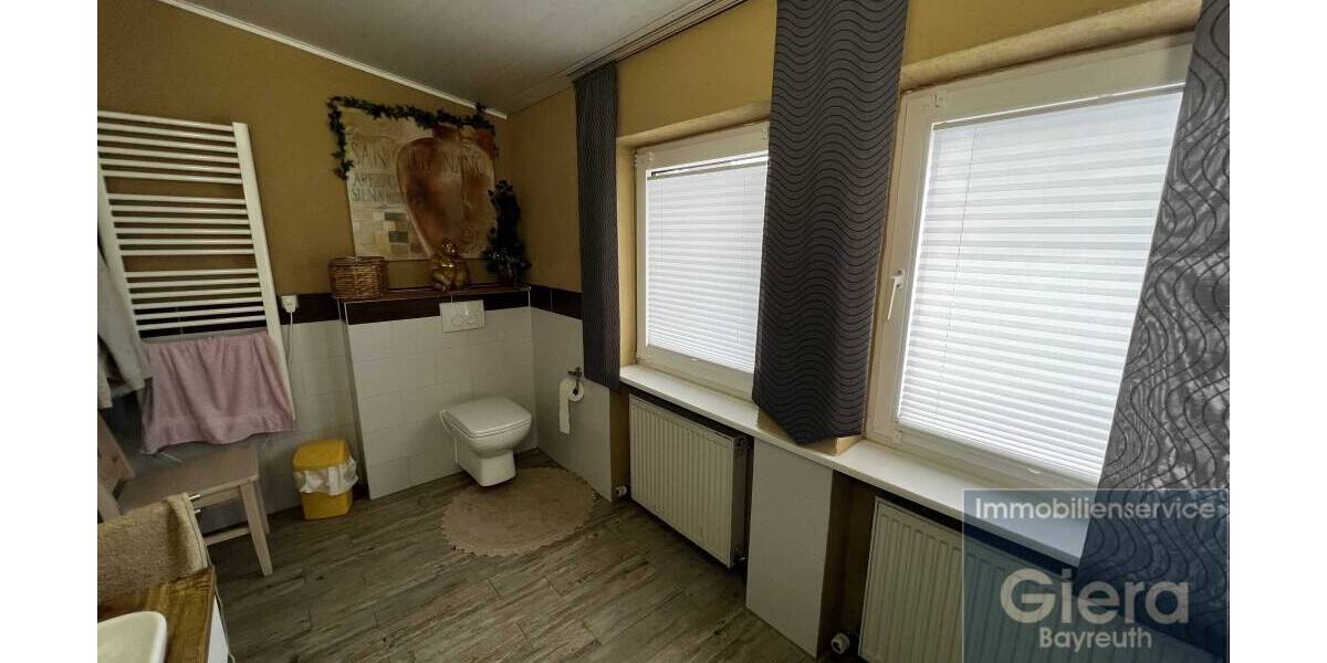 Einfamilienhaus Stadtsteinach Schwand - 6 Zimmer, 199 m&sup2;, 249.000&euro; | Angebot:25671676