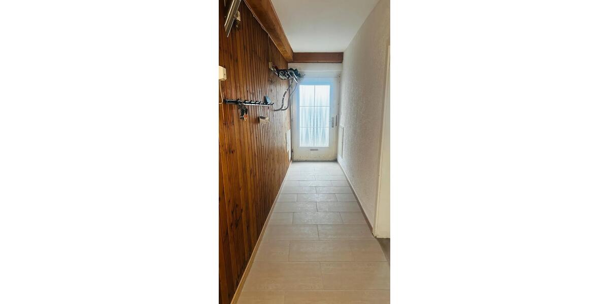 Reihenhaus Kemnath - 7 Zimmer, 153 m&sup2;, 1.300&euro; | Angebot:25948205