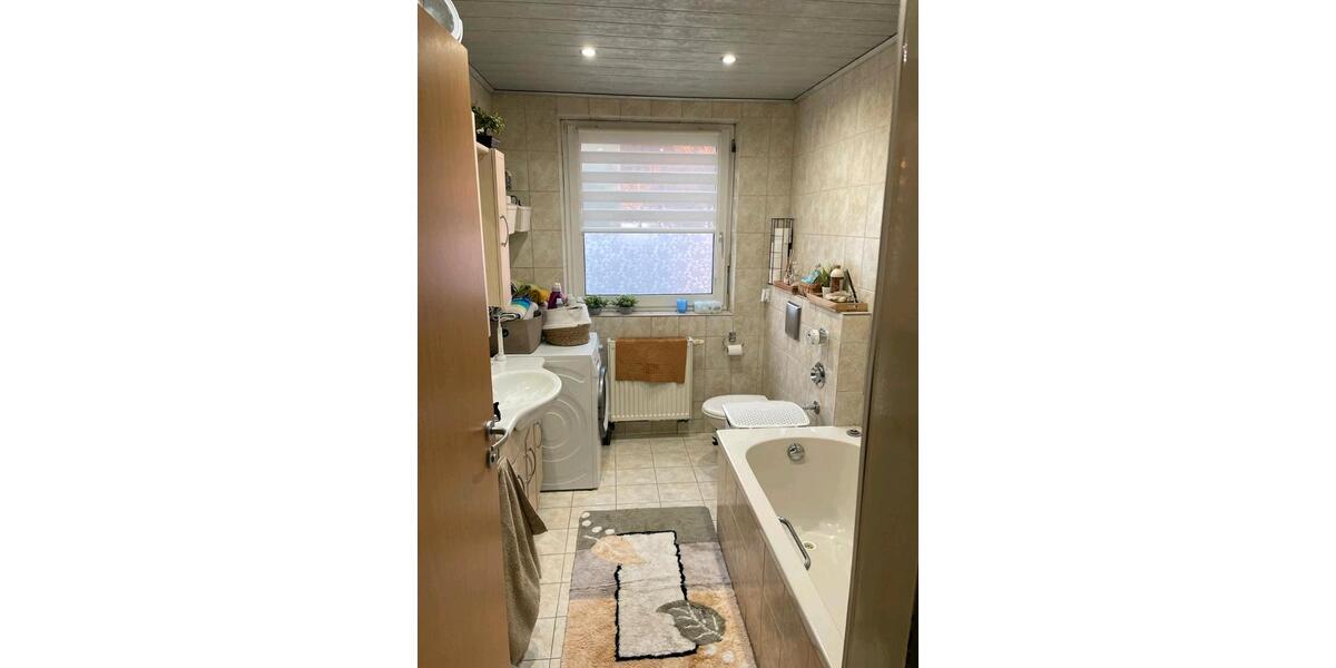 Etagenwohnung Bad Berneck im Fichtelgebirge - 4 Zimmer, 81 m&sup2;, 179.000&euro; | Angebot:27179582
