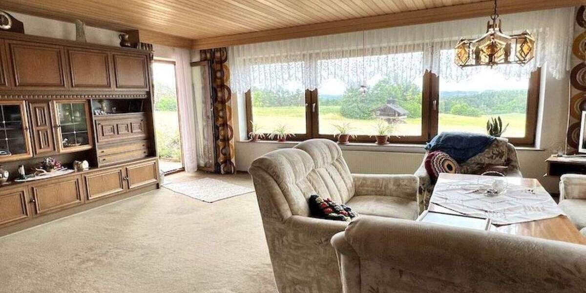 Mehrfamilienhaus, Wohnhaus Ahorntal Kirchahorn - 8 Zimmer, 183 m&sup2;, 359.000&euro; | Angebot:25769603