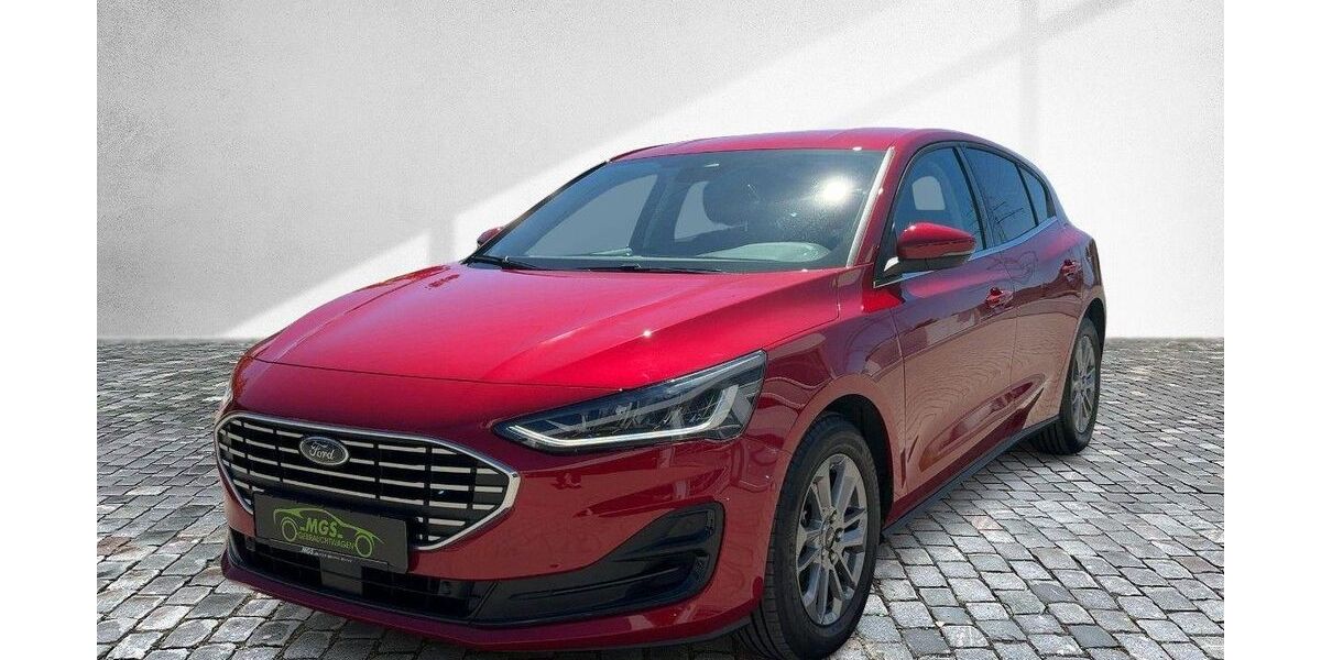 Ford Focus 7.815 km 23.390 &euro; Bayreuth 95445
