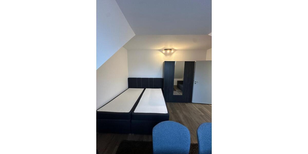 Dachgeschoßwohnung Bayreuth Altstadt - 1 Zimmer, 38 m&sup2;, 500&euro; | Angebot:25932565