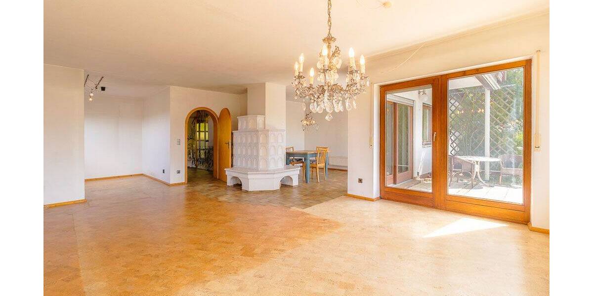 Einfamilienhaus Eckersdorf - 7 Zimmer, 175 m&sup2;, 478.000&euro; | Angebot:26501286