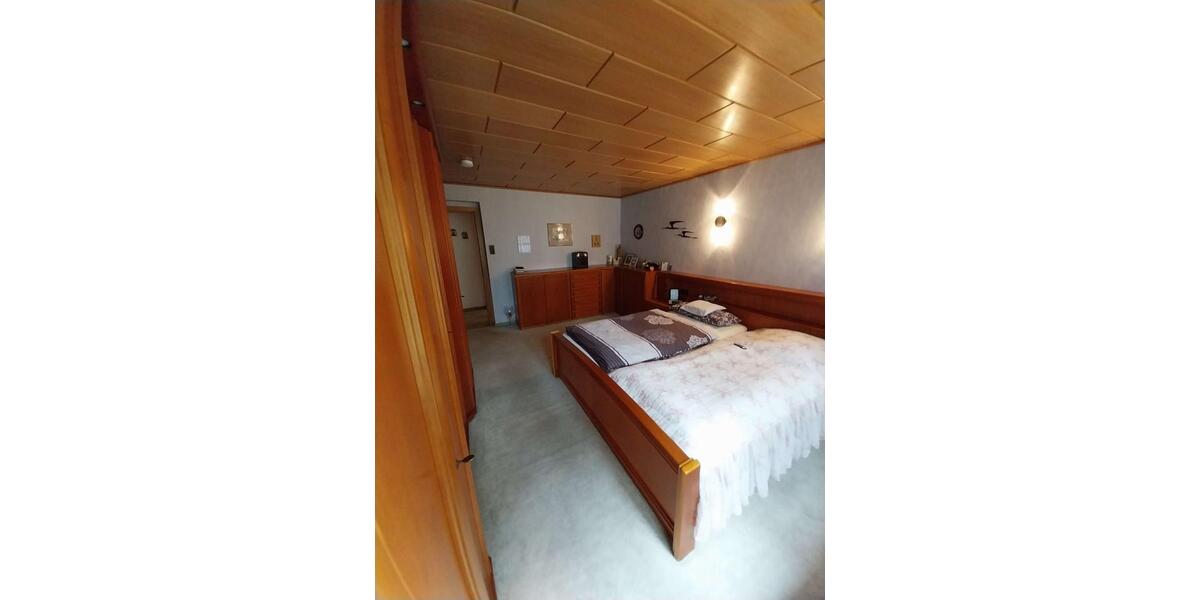 Etagenwohnung Neudrossenfeld - 5 Zimmer, 130 m&sup2;, 398.000&euro; | Angebot:26913915