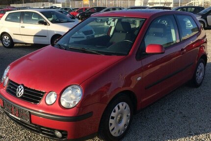 VW Polo 4 Türig,1,4,Comfortl.,Klimaaut.,Tüv Neu! 129.900 km 2.999 &euro; Himmelkron 95502