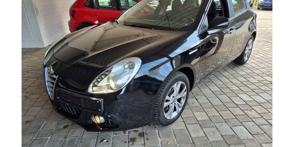 Alfa Romeo Giulietta 58.000 km 9.200 &euro; Bad Berneck im Fichtelgebirge 95460