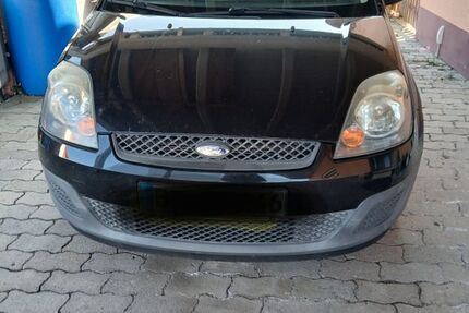 Ford Fiesta 125.500 km 800 &euro; Goldkronach 95497