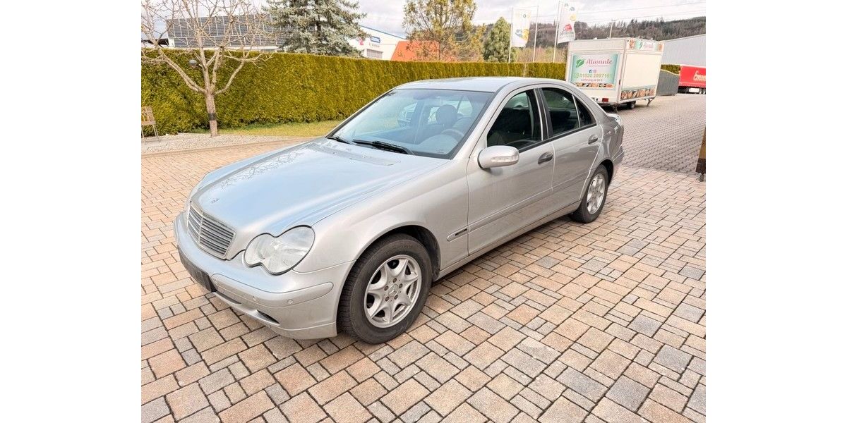 Mercedes-Benz C 180 120.000 km 1.950 &euro; Untersteinach bei Kulmbach 95369
