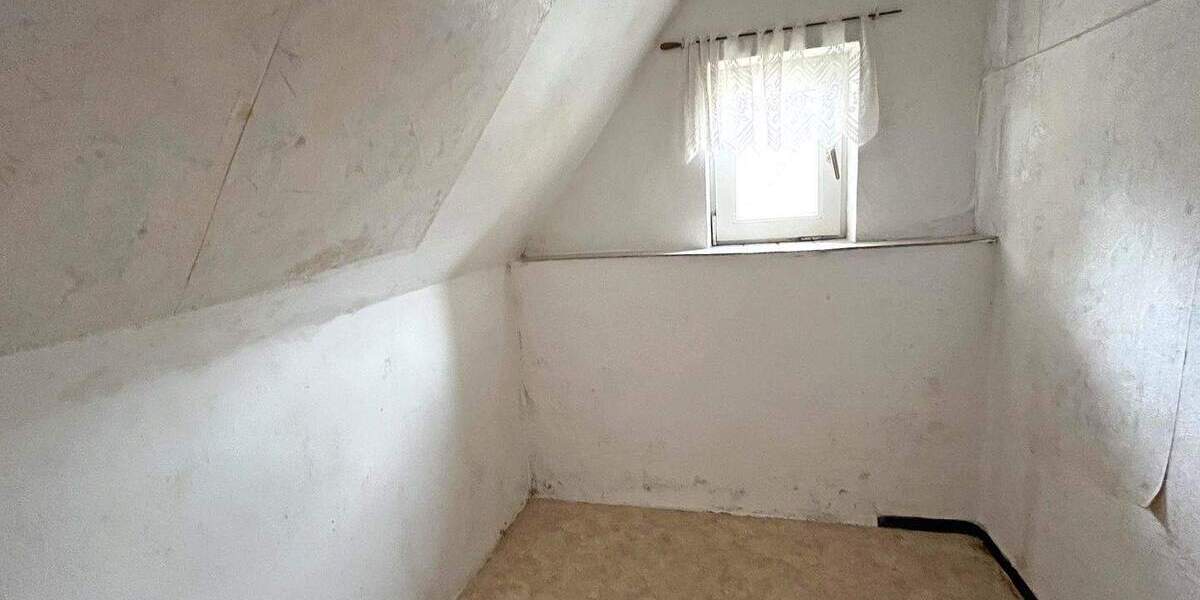 Einfamilienhaus Untersteinach - 6 Zimmer, 110 m&sup2;, 109.000&euro; | Angebot:25707348