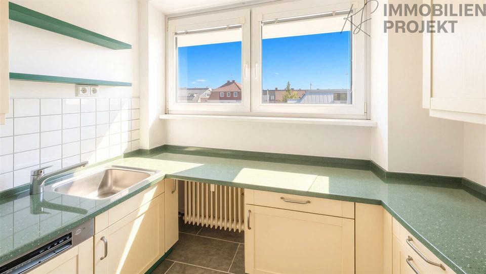 Dachgeschoßwohnung Bayreuth City - 3 Zimmer, 67 m&sup2;, 860&euro; | Angebot:25978582