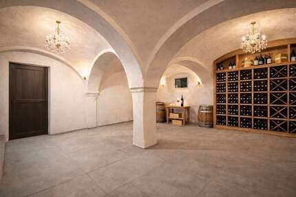 Haus Wonsees - 9 Zimmer, 330 m&sup2;, 398.000&euro; | Angebot:24606937