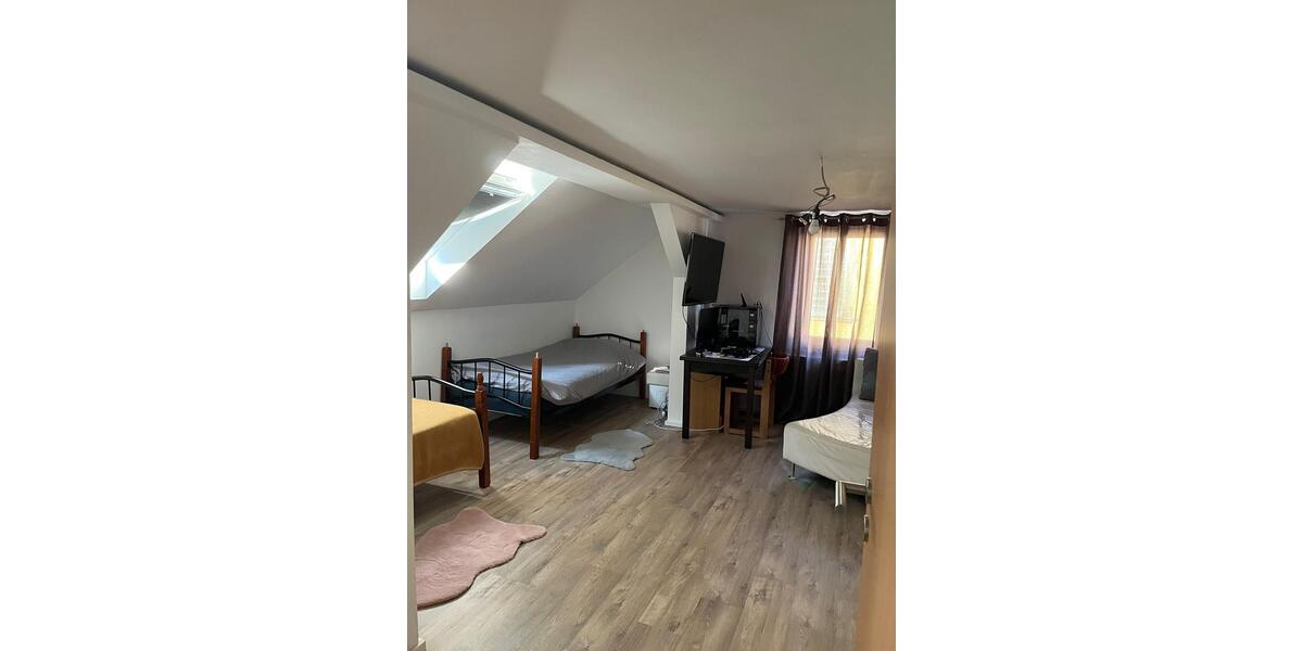 Dachgeschoßwohnung Bad Berneck im Fichtelgebirge - 3 Zimmer, 50 m&sup2;, 750&euro; | Angebot:25875085