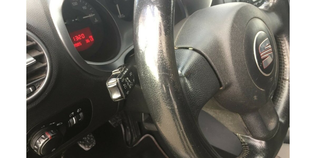 Seat Leon Style,Sitzheiz,Klima,Temp.usw. ! 198.000 km 3.400 &euro; Himmelkron 95502