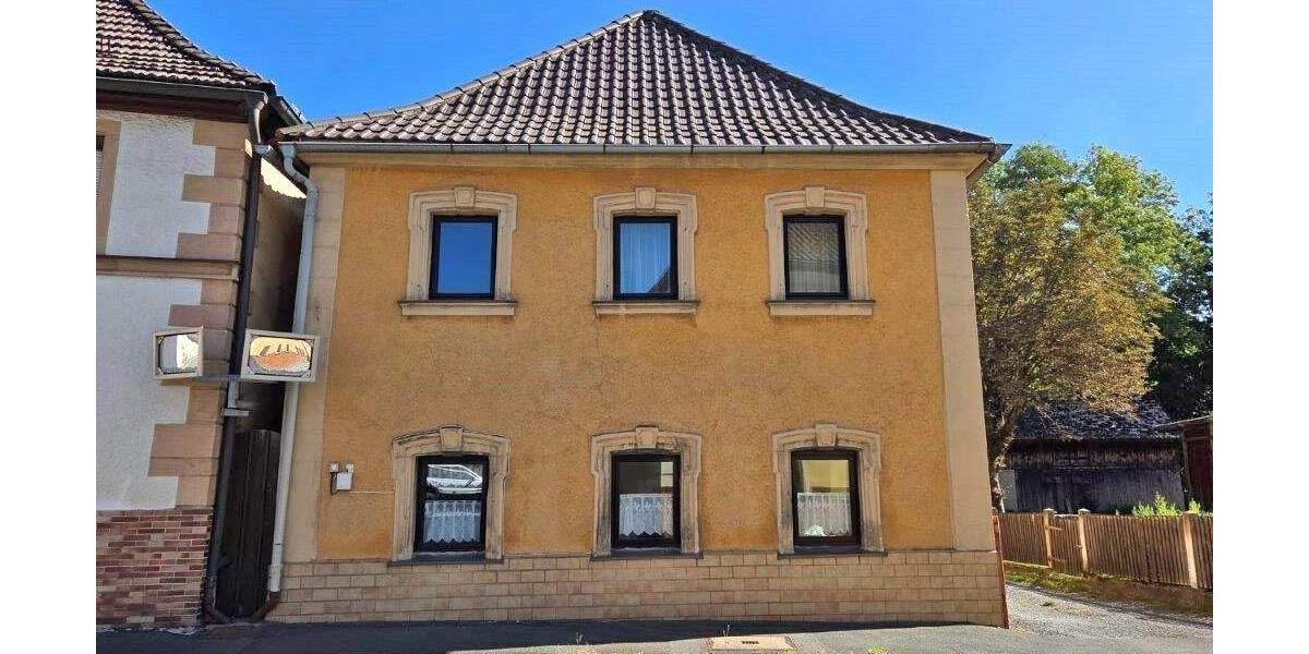Einfamilienhaus Stadtsteinach - 5 Zimmer, 140 m&sup2;, 119.000&euro; | Angebot:25707335