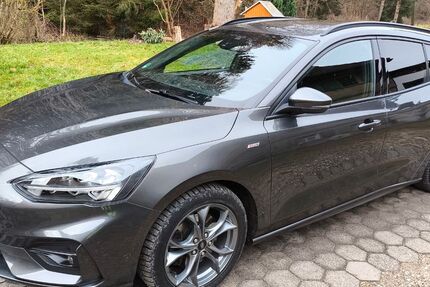 Ford Focus 75.238 km 13.999 &euro; Creussen 95473