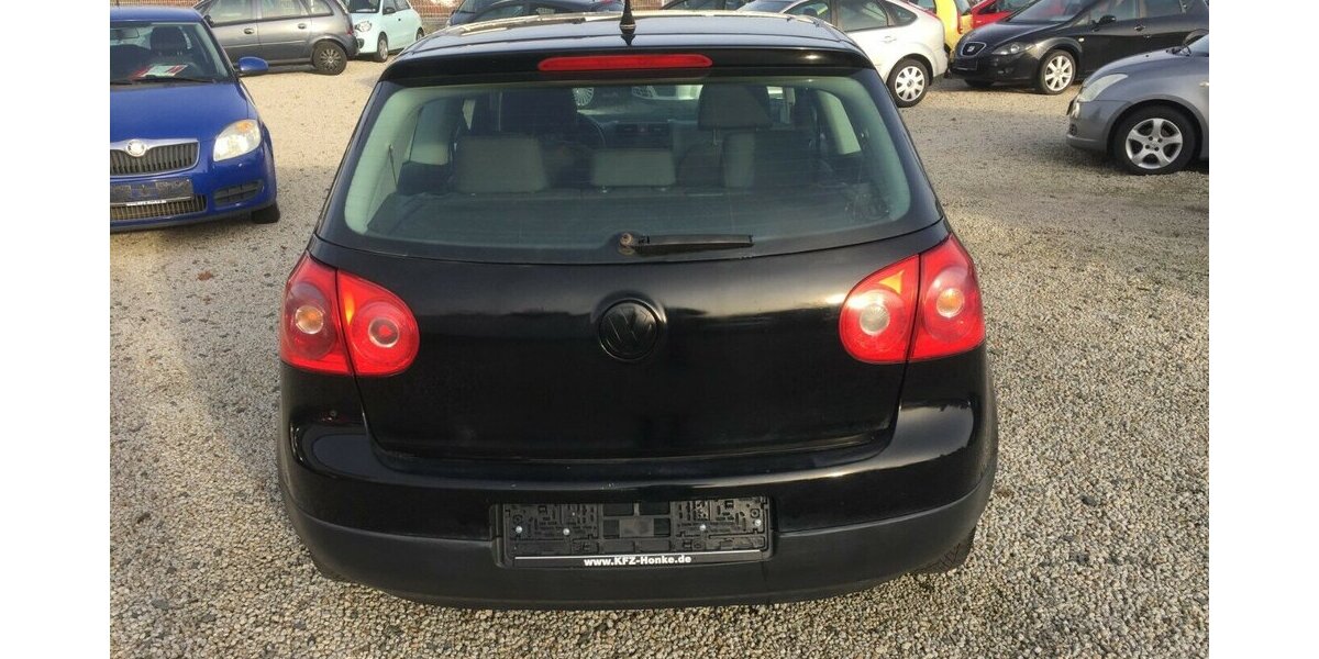 VW Golf Trendline, Klima,el.Fh. 2 Hd.,Tüv 03/28! 200.000 km 2.600 &euro; Himmelkron 95502