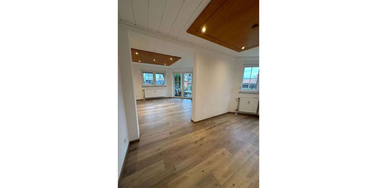 Etagenwohnung Bayreuth Bernecker Straße / Insel / Riedelsberg - 3.5 Zimmer, 101 m&sup2;, 350.000&euro; | Angebot:27178610