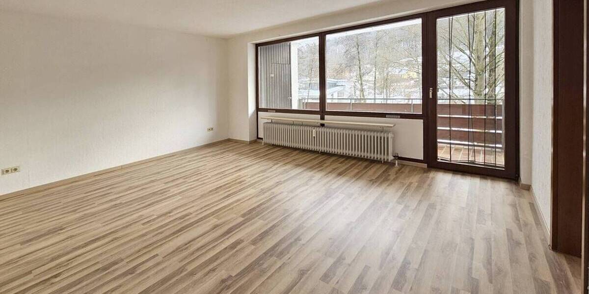 Etagenwohnung Bad Berneck - 3 Zimmer, 70 m&sup2;, 120.000&euro; | Angebot:25957411