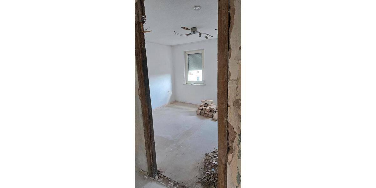 Reihenhaus Kemnath - 4 Zimmer, 120 m&sup2;, 80.000&euro; | Angebot:26047109