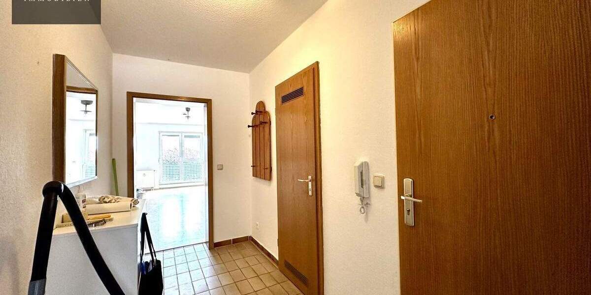 Etagenwohnung Bayreuth Roter Hügel - 2 Zimmer, 66 m&sup2;, 199.000&euro; | Angebot:25676146