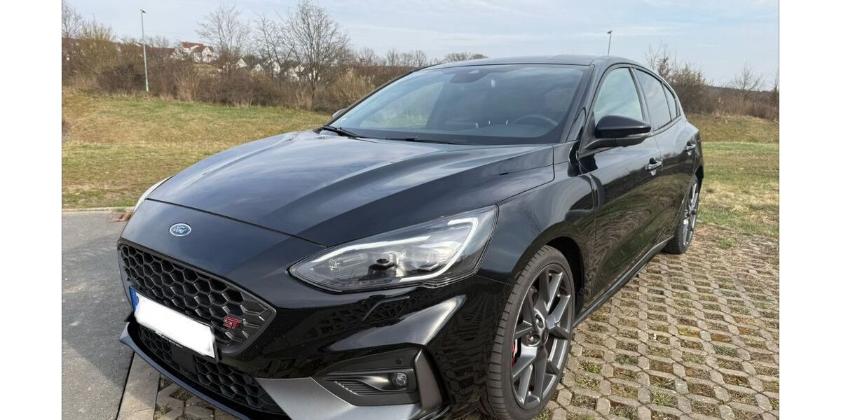 Ford Focus 56.400 km 21.499 &euro; Bayreuth 95445