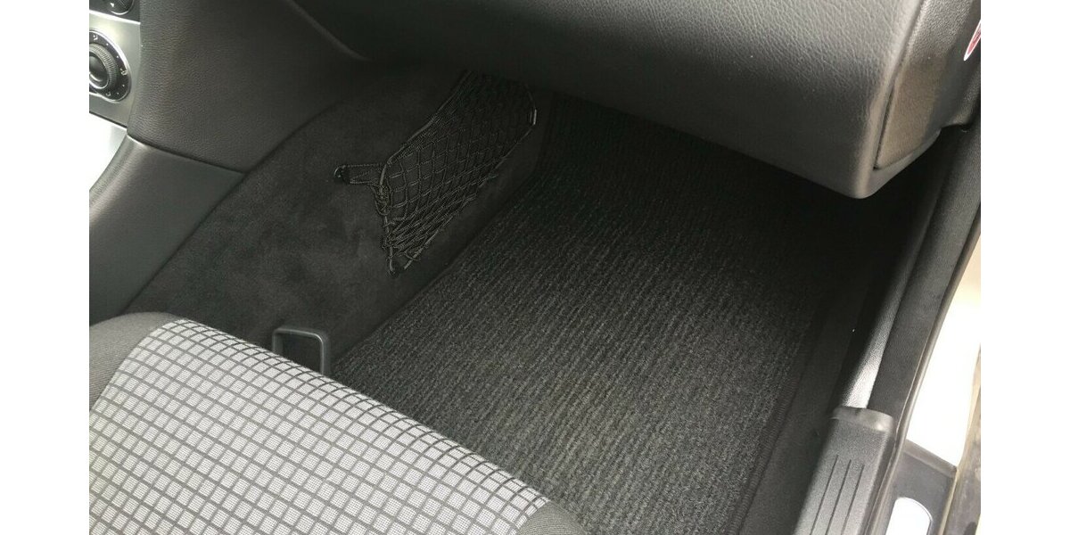 Mercedes-Benz C 180 Kompressor,Autom,Temp,Klima,gut.Zust.! 189.700 km 5.990 &euro; Himmelkron 95502